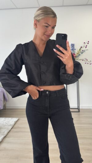Korte blazer met knoopjes - Zwart