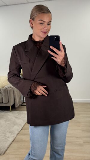 img_2589-2 Oversized blazer met overslag - Choco