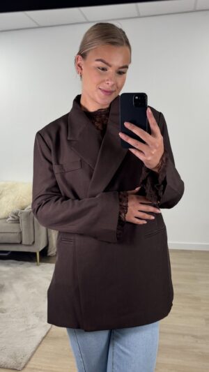 img_2603 Oversized blazer met overslag - Choco